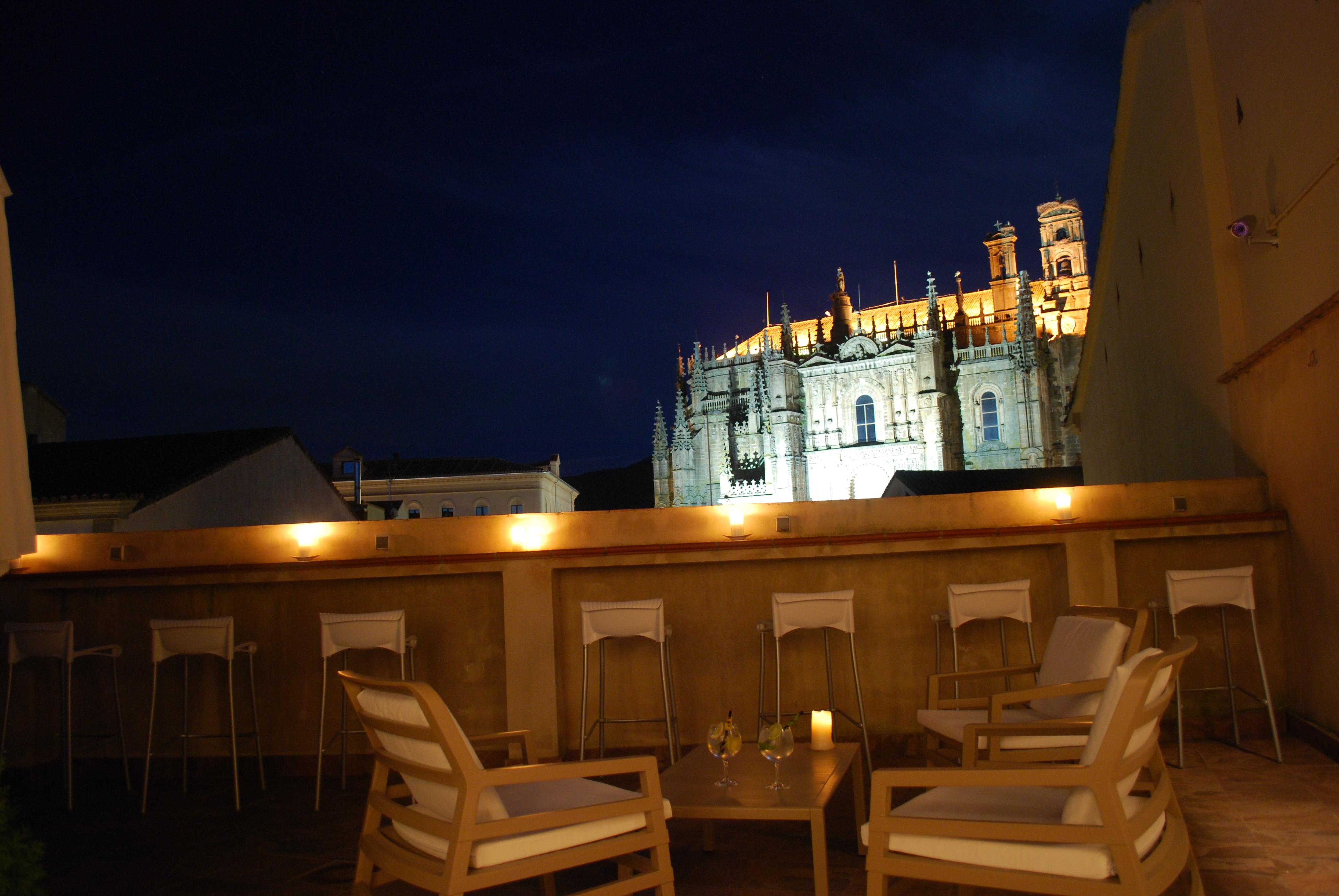 Palacio Carvajal Giron Hotel Plasencia Exterior photo