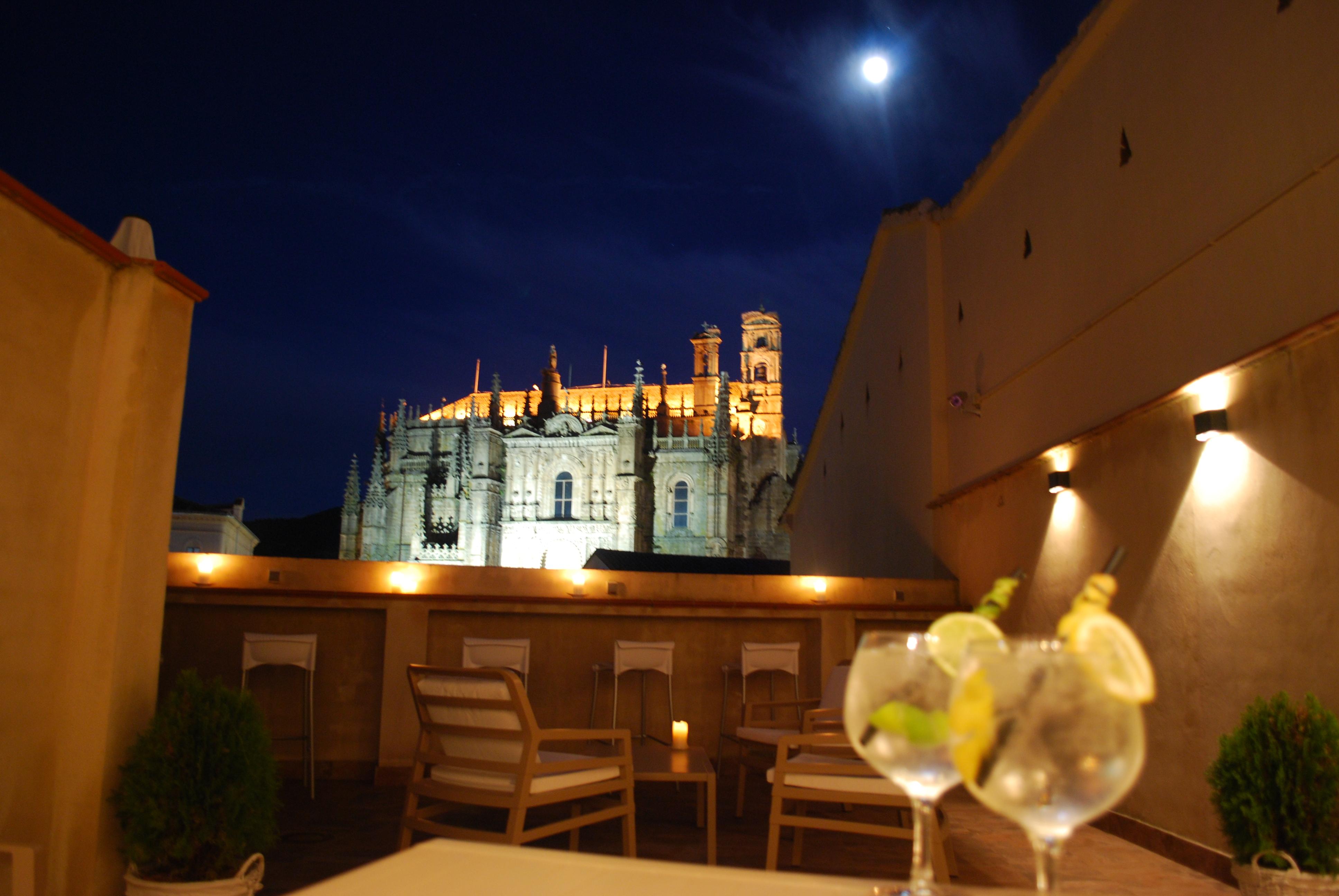 Palacio Carvajal Giron Hotel Plasencia Exterior photo